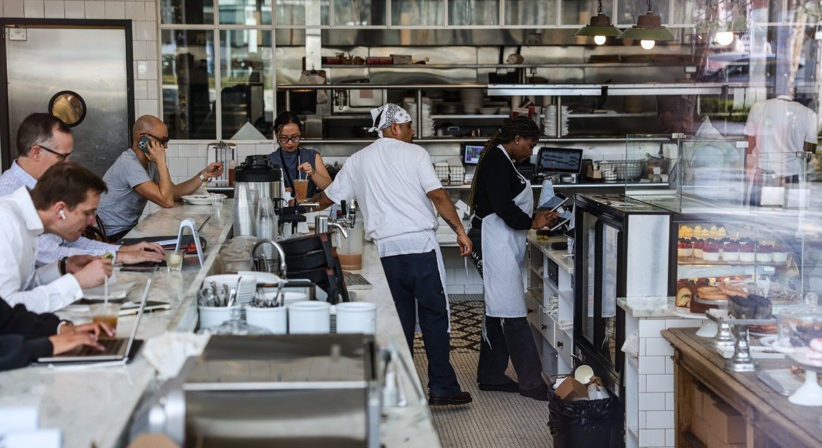 US bonds fall as strong jobs data undermines Fed cut outlook