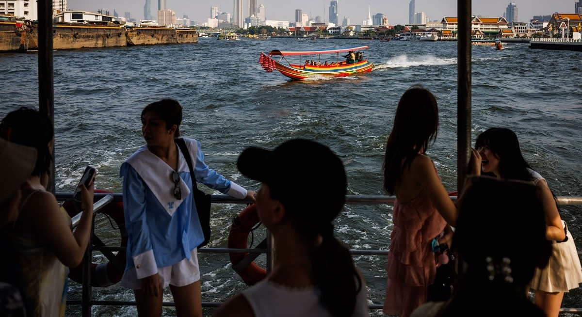 Thailand rolls back welcome mat for most foreign tourists