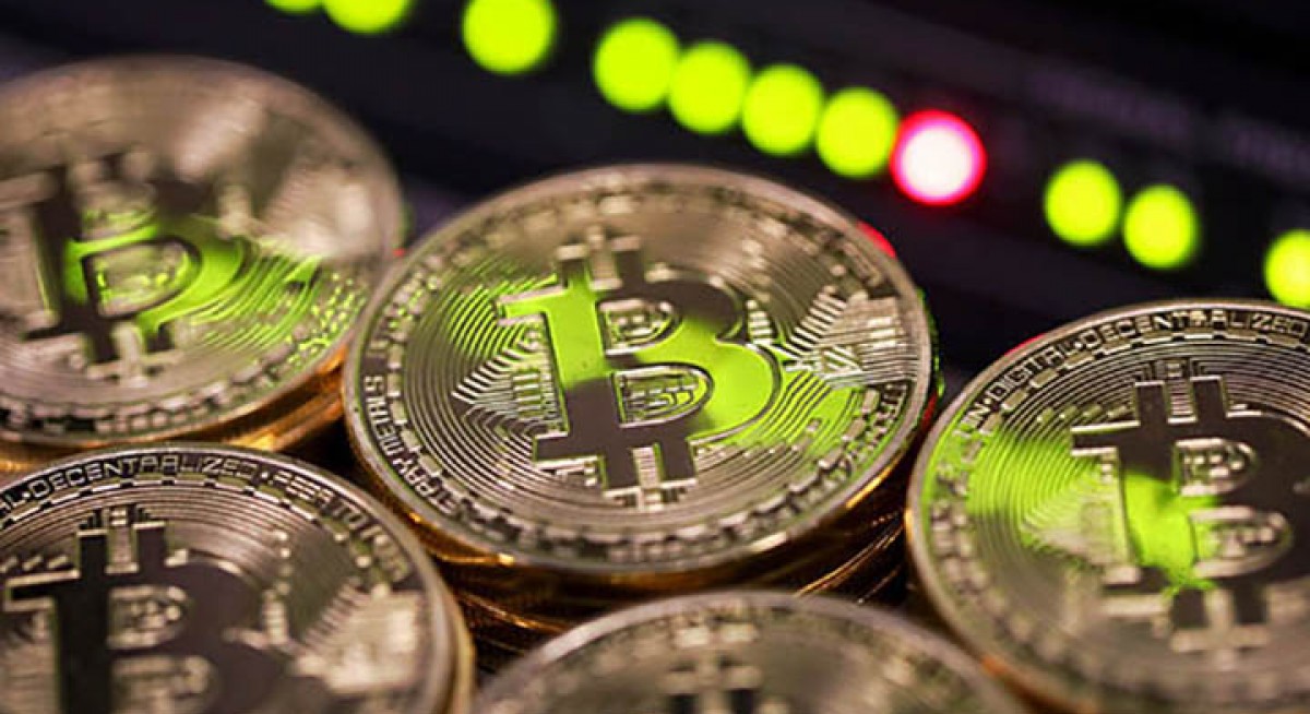 Bitcoin drops more than 10% as scrutiny of cryptocurrencies grows
