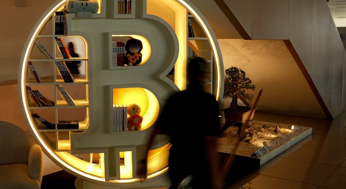 Bitcoin faces US$14 bil options expiry while Middle East turmoil mounts