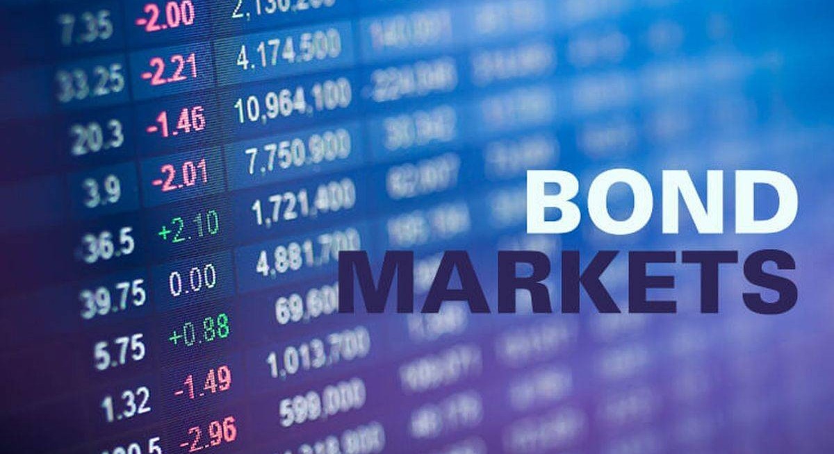 China sells dollar bonds at same yield as US Treasuries