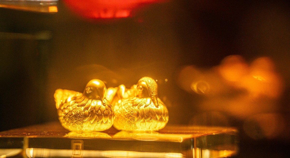 China ends gold tax break in setback for key bullion market