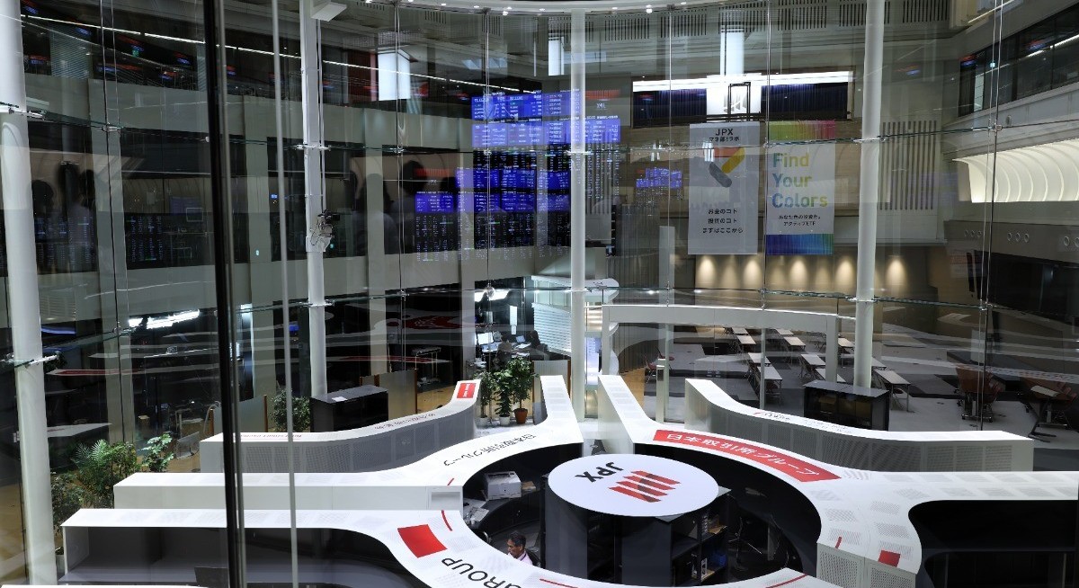 Stocks decline before US CPI; gold drops on Fed bets