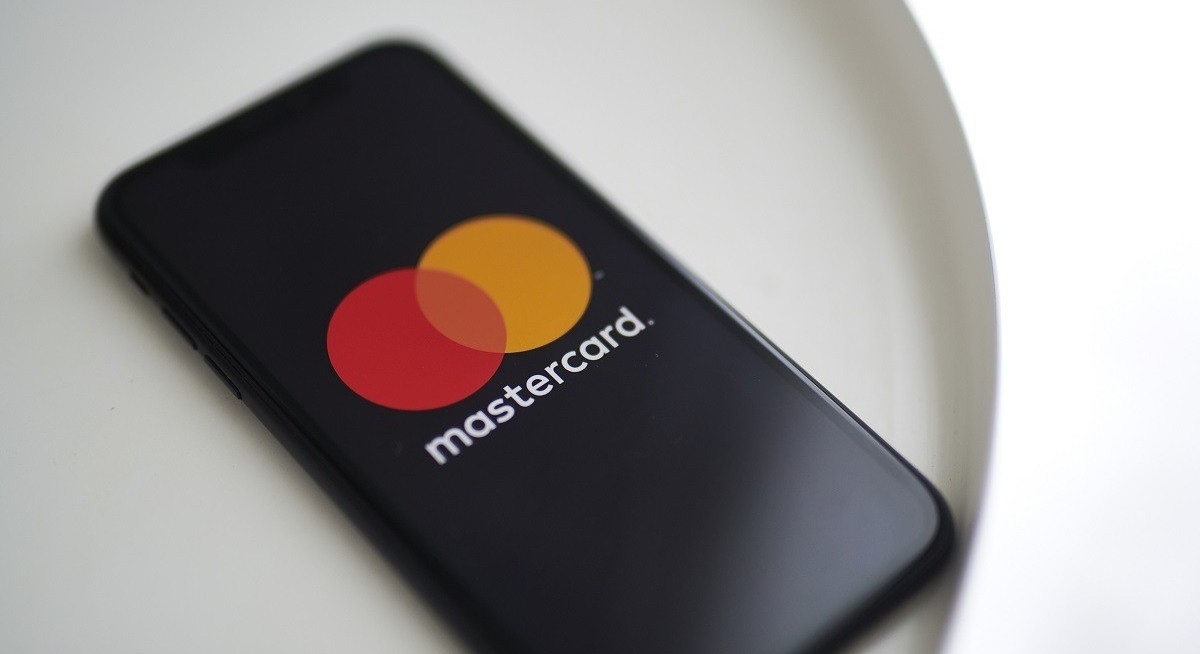 Mastercard profit and revenue top estimates on spending resilience