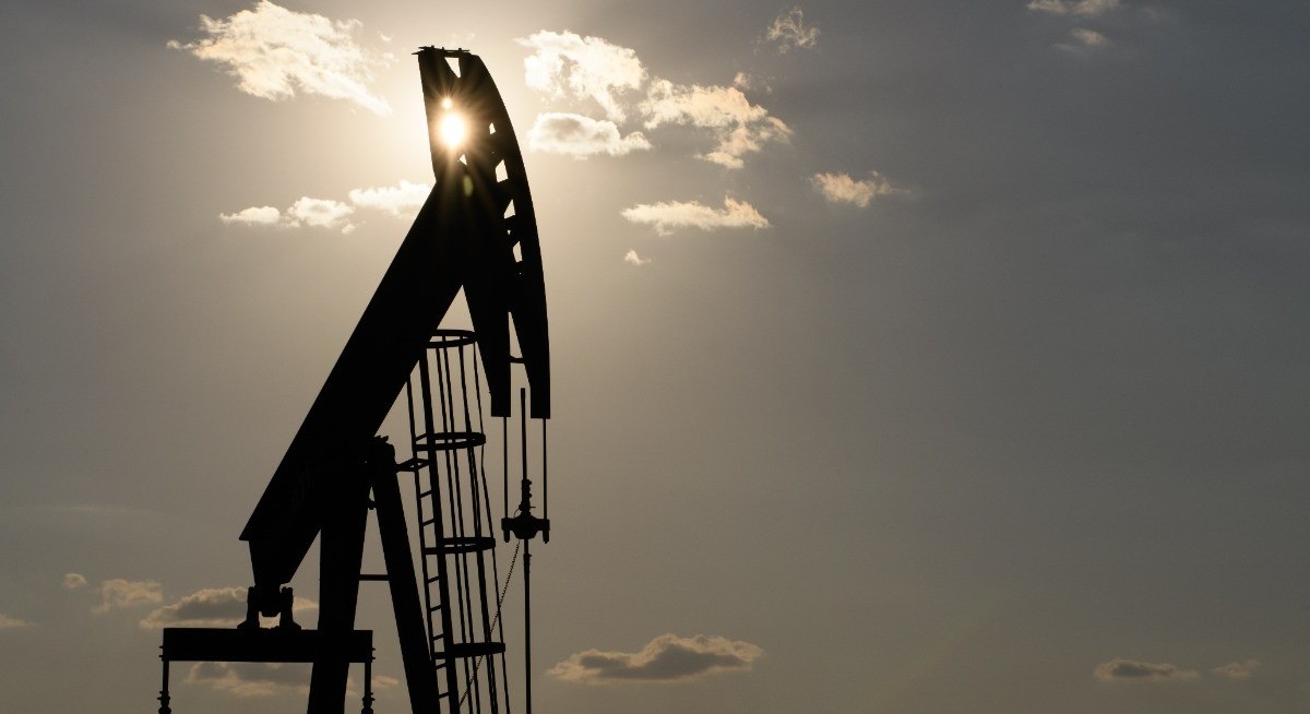 Oil spikes as renewed Gulf attacks threaten fragile ceasefire