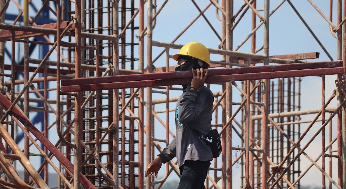 Singapore lets startups test embodied AI on live construction sites