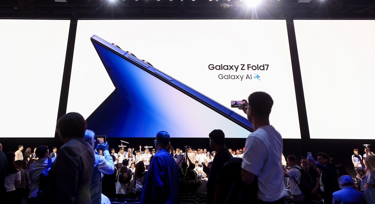 Samsung family member said to sell up to US$2.1 bil in shares