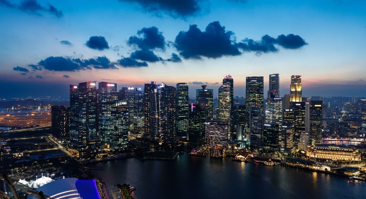 Singapore bank shares tumble as yield surge threatens earnings