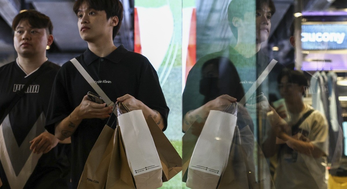 Thai inflation cools again, reinforcing central bank’s rate hold