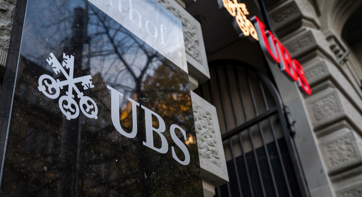 UBS plans crypto trading for some clients in digital-asset push — Bloomberg