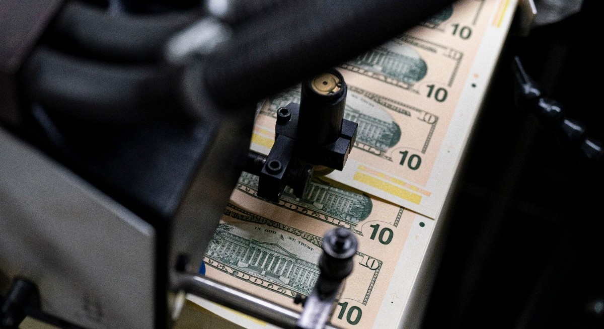 Dollar’s worst slide since 2017 has further to go, options show