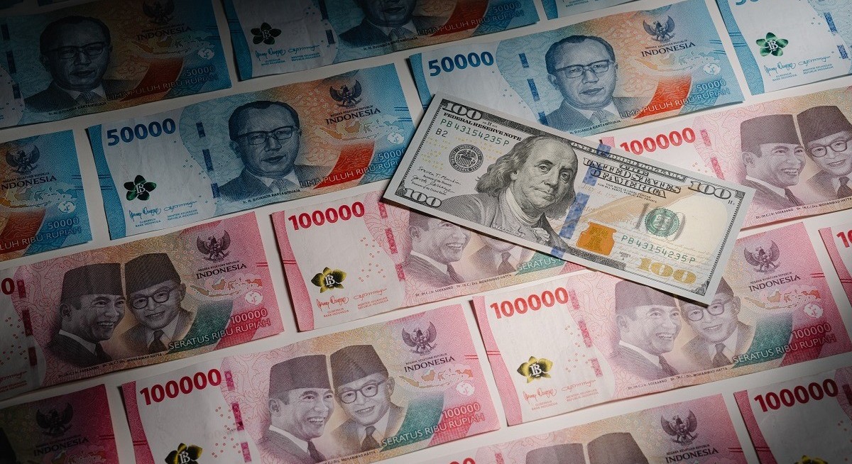 Asian EM bonds set for 2026 revival on carry, investors say