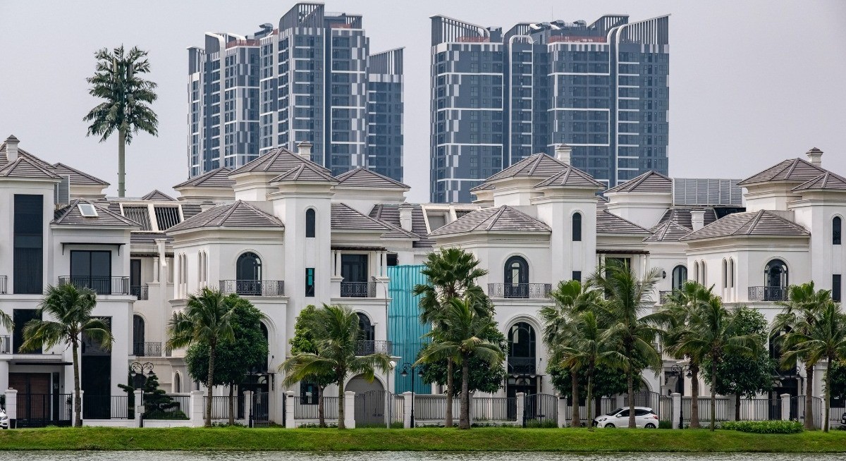 Vingroup’s 1,000% surge tests limits of Vietnam’s market boom