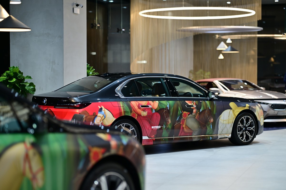 Big. Bold. Beautiful. : BMW Eurokars Auto x Botero - THE EDGE SINGAPORE