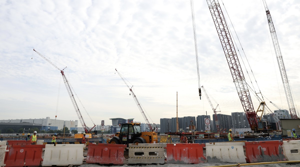 Analysts say the spike in diesel and bitumen prices will not be as disruptive to the construction industry as the Covid-19 pandemic. Photo: Bloomberg