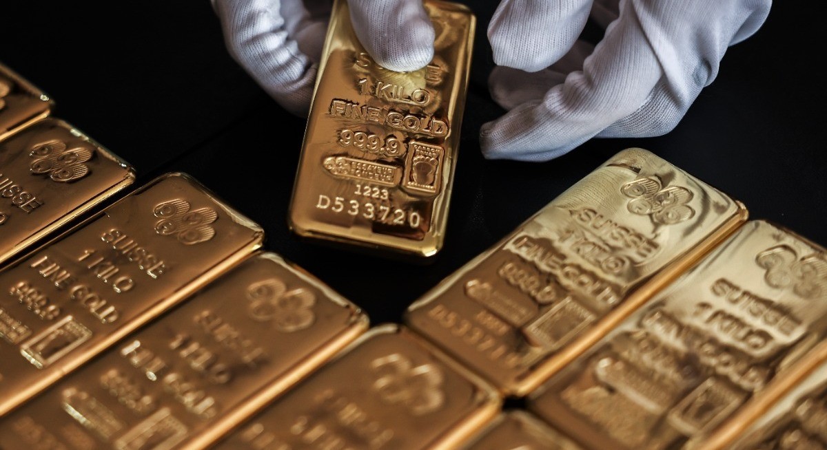 Singapore investor demand for gold up 48% to 9.6 tonnes as WGC confirms historical year for asset in 2025 - THE EDGE SINGAPORE